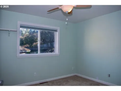 130 Candice Court Medford OR 97504