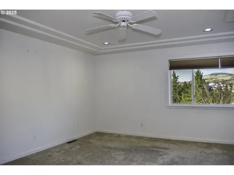 130 Candice Court Medford OR 97504