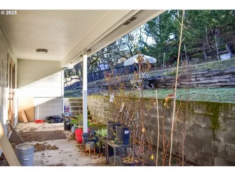 130 Candice Court Medford OR 97504