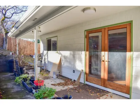 130 Candice Court Medford OR 97504