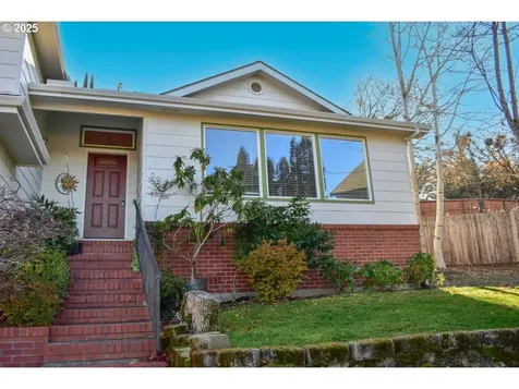 130 Candice Court Medford OR 97504