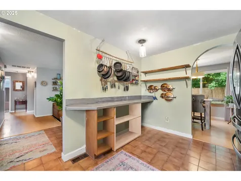 3250 SE Evans Avenue Troutdale OR 97060