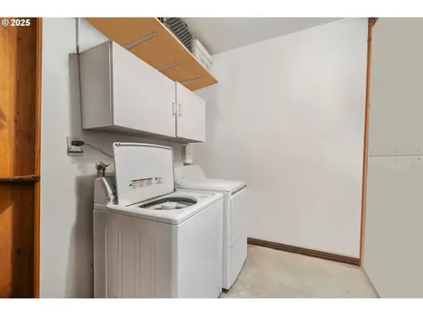 3250 SE Evans Avenue Troutdale OR 97060