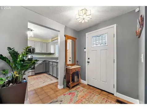3250 SE Evans Avenue Troutdale OR 97060