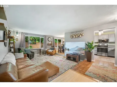 3250 SE Evans Avenue Troutdale OR 97060