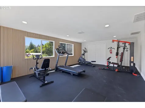 100 SW 195th Avenue Beaverton OR 97006