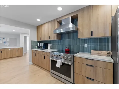 100 SW 195th Avenue Beaverton OR 97006
