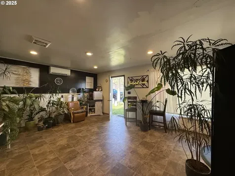173 N Canyon Boulevard John Day OR 97845