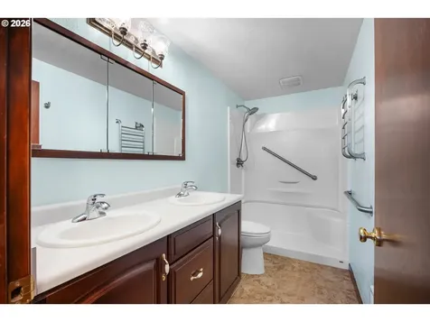 1025 Garfield Avenue Coos Bay OR 97420