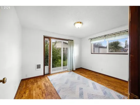 1025 Garfield Avenue Coos Bay OR 97420