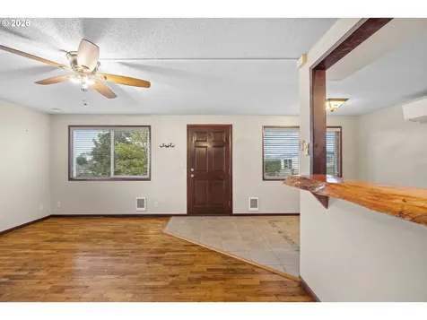 1025 Garfield Avenue Coos Bay OR 97420