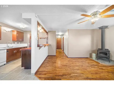 1025 Garfield Avenue Coos Bay OR 97420