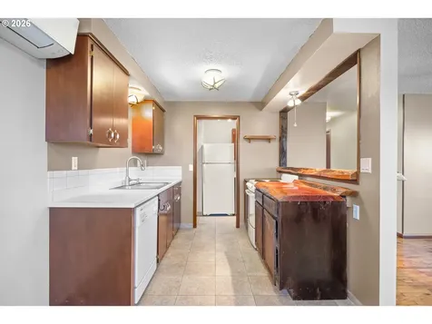 1025 Garfield Avenue Coos Bay OR 97420
