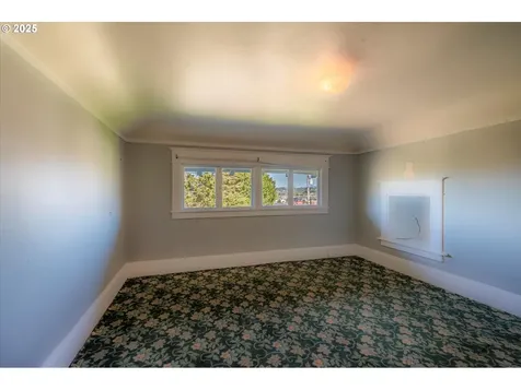 619 S 11th Street Coos Bay OR 97420