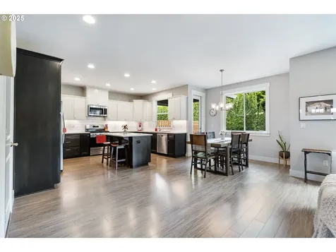 3072 Anastasia Street NW Salem OR 97304
