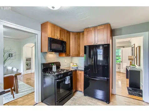 5536 N Delaware Avenue Portland OR 97217
