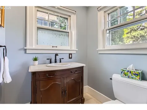 5536 N Delaware Avenue Portland OR 97217