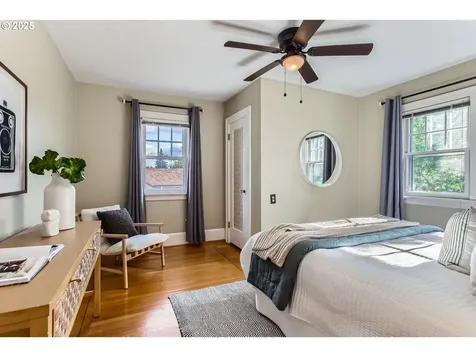 5536 N Delaware Avenue Portland OR 97217