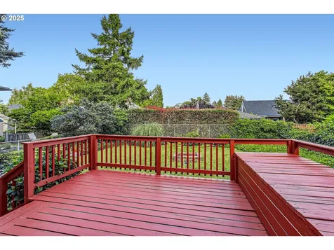 5536 N Delaware Avenue Portland OR 97217