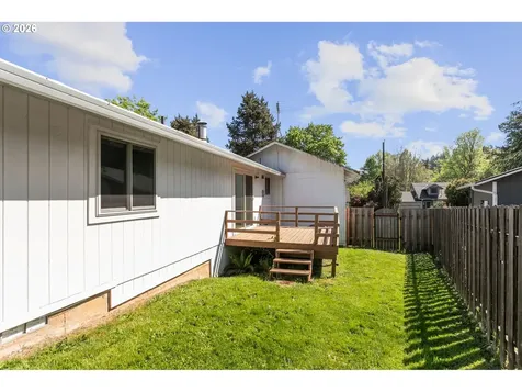 3909 SW Wilbard Street Portland OR 97219