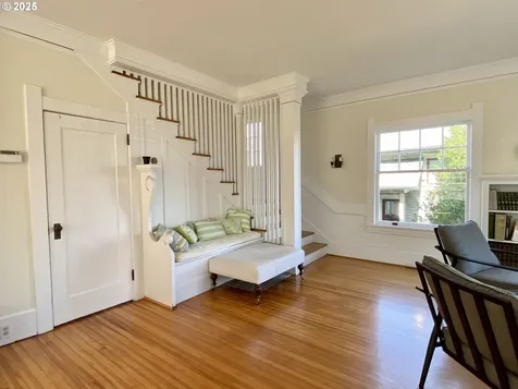 975 16th Street Astoria OR 97103