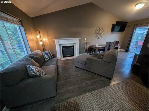 33874 NE Erin Drive Scappoose OR 97056