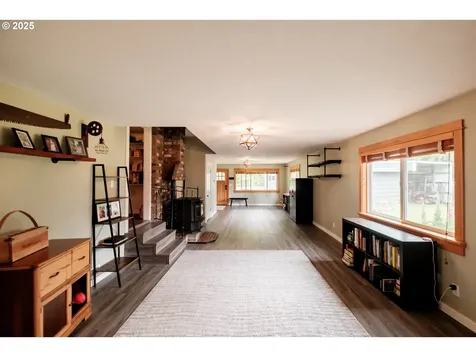 40325 Upper Calapooia Drive Sweet Home OR 97386