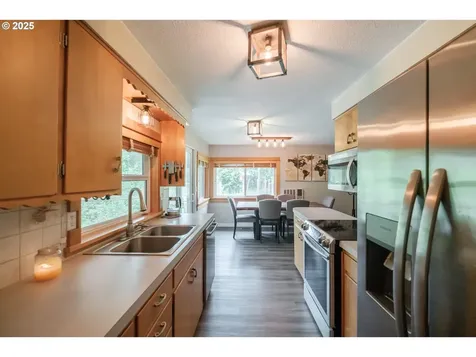 40325 Upper Calapooia Drive Sweet Home OR 97386