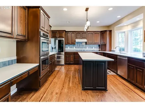 39125 Easton Lane Springfield OR 97478