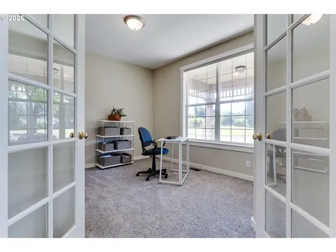 39125 Easton Lane Springfield OR 97478