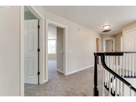 39125 Easton Lane Springfield OR 97478