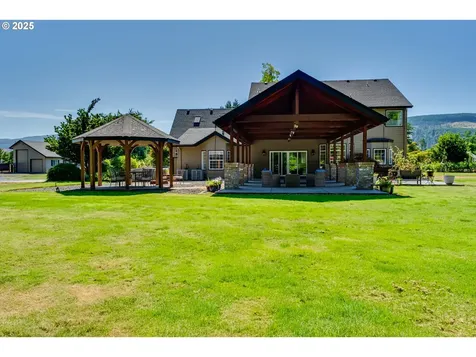 39125 Easton Lane Springfield OR 97478