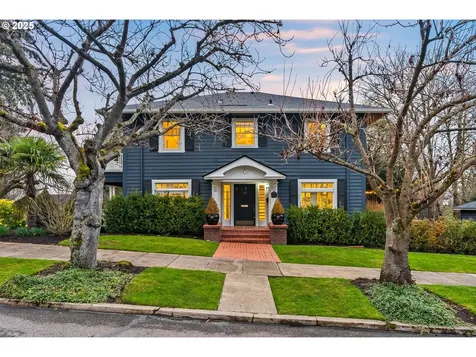 1733 SW Myrtle Street Portland OR 97201