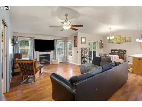 87978 Sherwood Street Veneta OR 97487