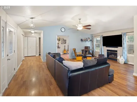 87978 Sherwood Street Veneta OR 97487