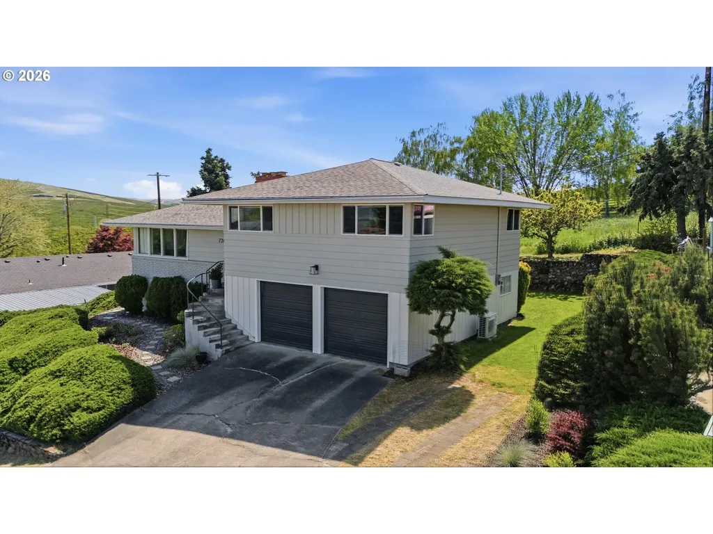 720 E 21st Place The Dalles OR 97058