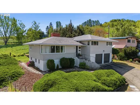 720 E 21st Place The Dalles OR 97058
