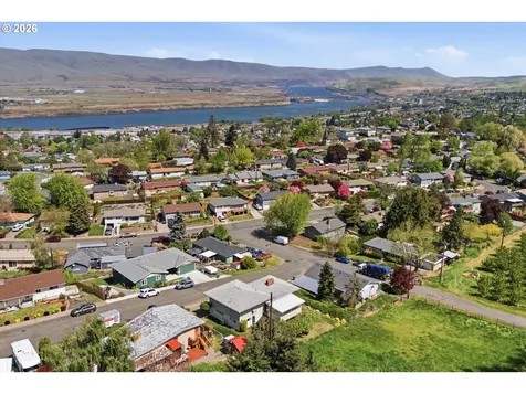 720 E 21st Place The Dalles OR 97058