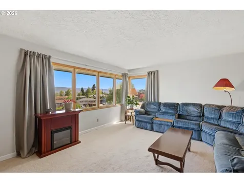 720 E 21st Place The Dalles OR 97058