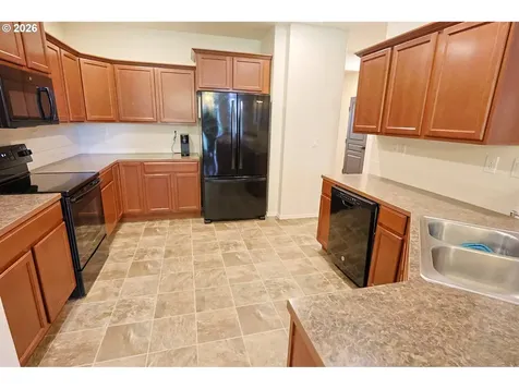 90862 Oyster Cove Lane Coos Bay OR 97420