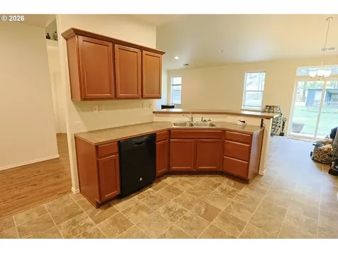 90862 Oyster Cove Lane Coos Bay OR 97420
