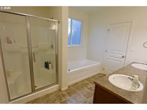90862 Oyster Cove Lane Coos Bay OR 97420