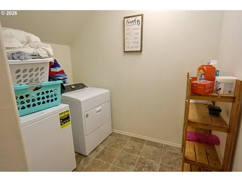 90862 Oyster Cove Lane Coos Bay OR 97420