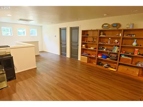 90862 Oyster Cove Lane Coos Bay OR 97420