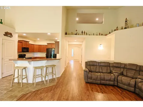 90862 Oyster Cove Lane Coos Bay OR 97420