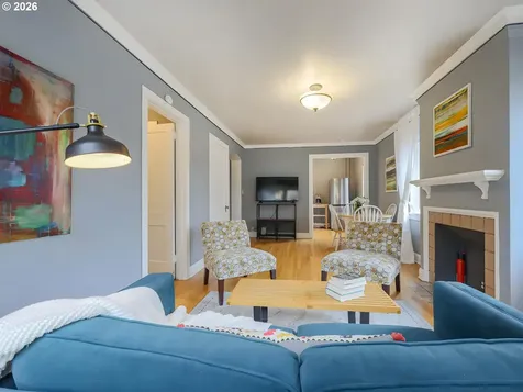 709 SW 16th Avenue Portland OR 97205