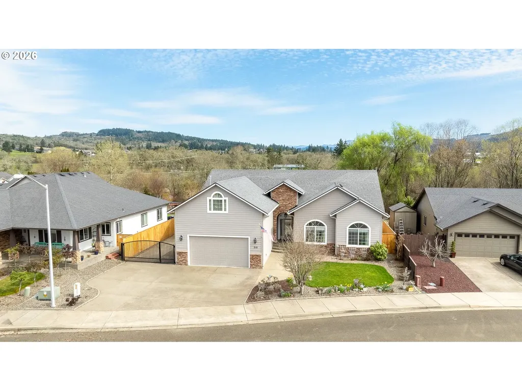 310 Ashwood Street Sutherlin OR 97479