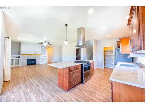 310 Ashwood Street Sutherlin OR 97479