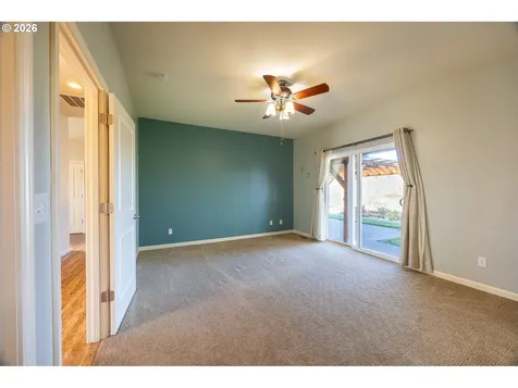 310 Ashwood Street Sutherlin OR 97479