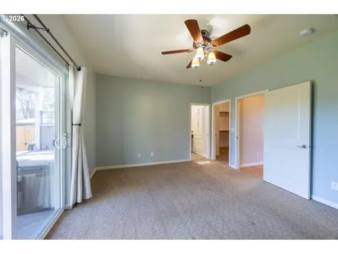 310 Ashwood Street Sutherlin OR 97479